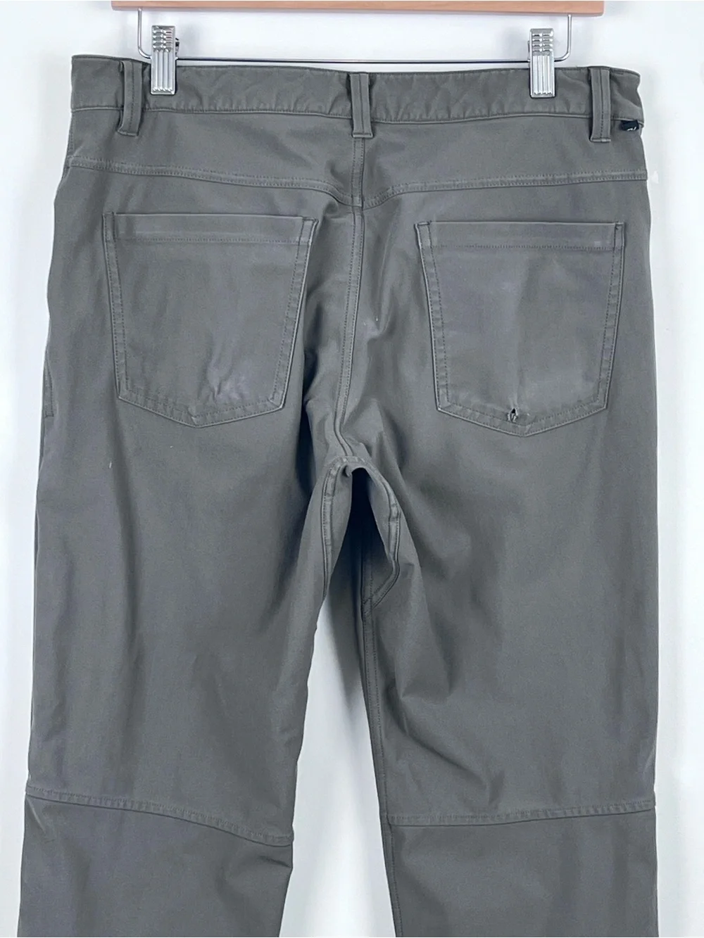 7 Diamonds Men's Infinity Performance 4-Way Stretch Chino Pants Size 32; Golf
